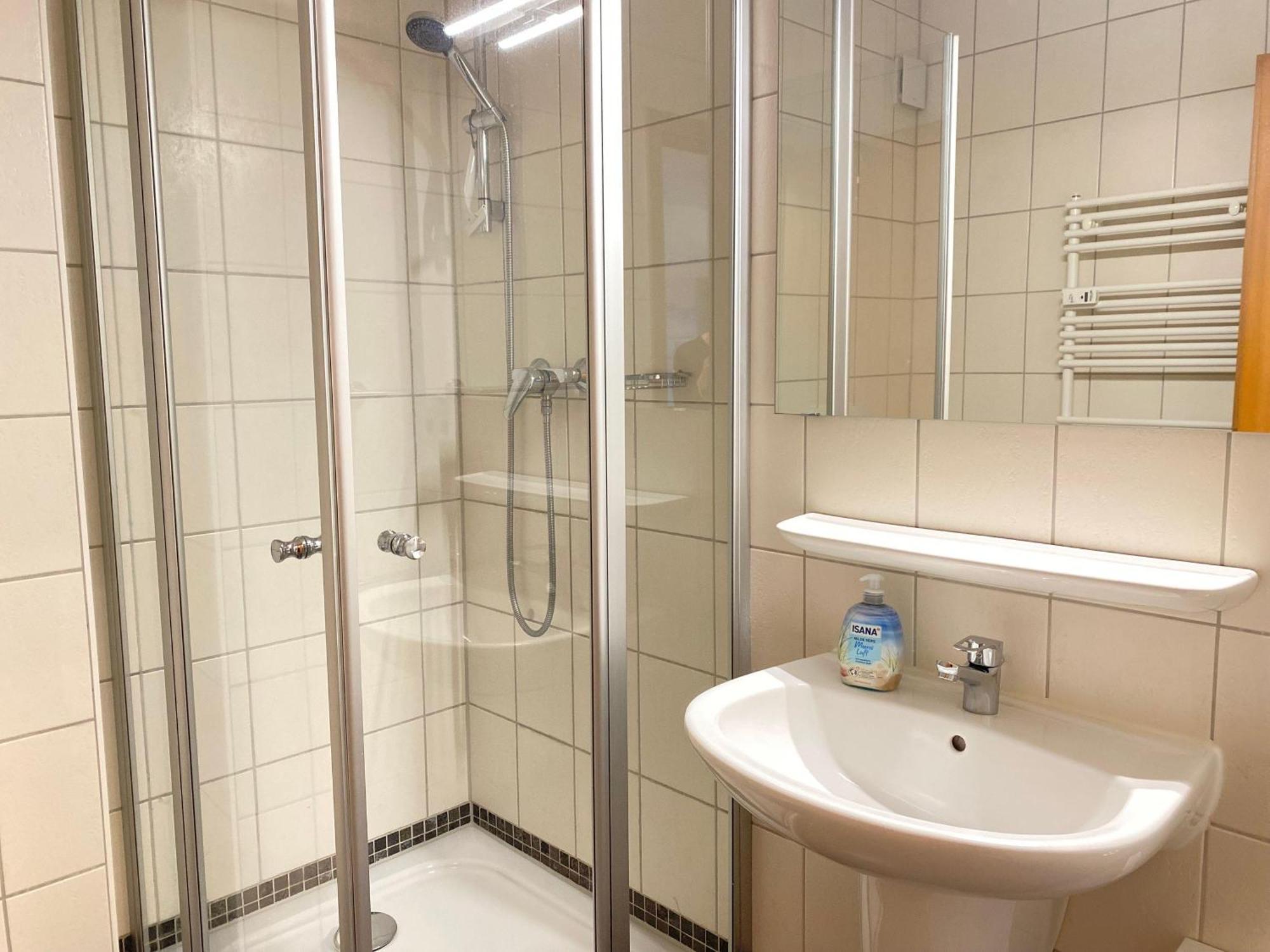 Yachthafenresidenz-Wohnung-7204-915 Kuehlungsborn Luaran gambar